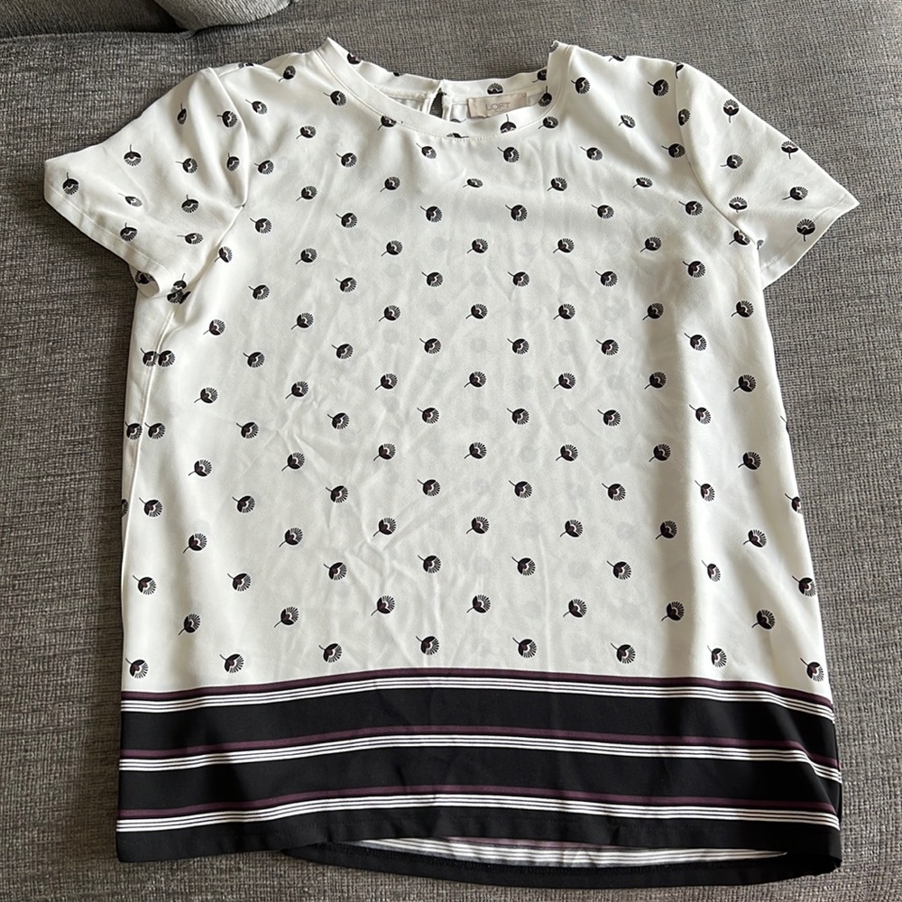 LOFT - patterned blouse